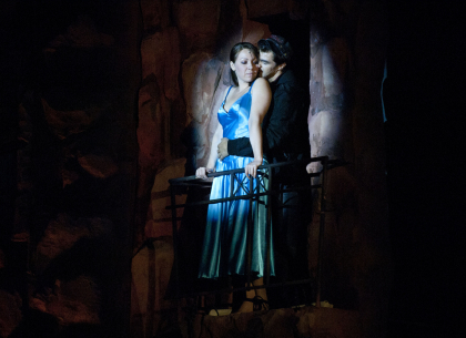 Parasztbecsület- Bajazzók