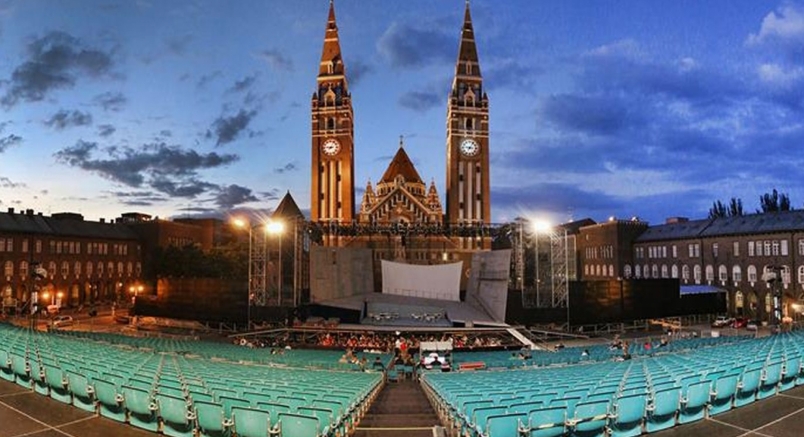 Theatre under the Stars