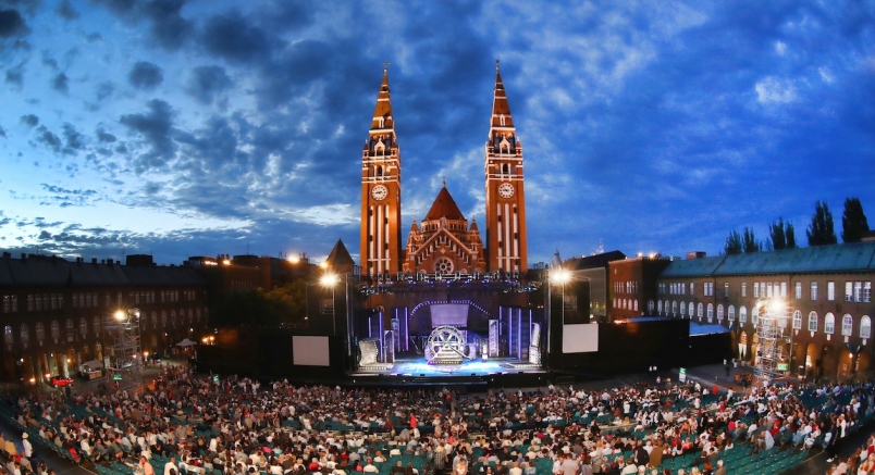 Nyilvános a Szegedi Szabadtéri jövő évi rendezőinek névsora