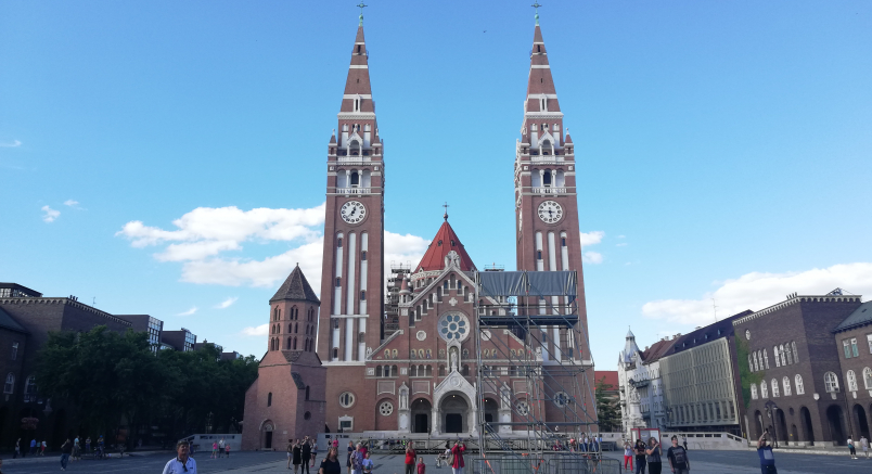 További hat estén várja nézőit a Dóm téren a Szabadtéri