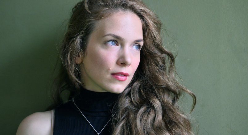 Csaknem 150 jelentkező közül választották ki Roxie Hartot a Chicago alkotói