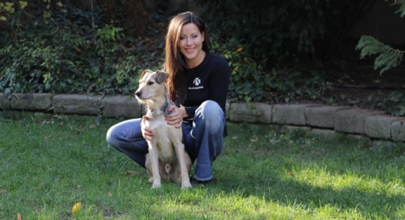 Tornóczky Anita és Horgas Péter gyermektörténeteket tolmácsol a REÖK-ben